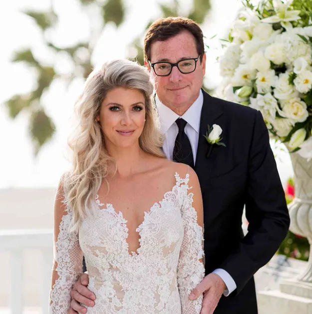 Bob Saget's Wife Everything to Know About Kelly Rizzo, Their Love Story, Age, Net Worth & Life Together