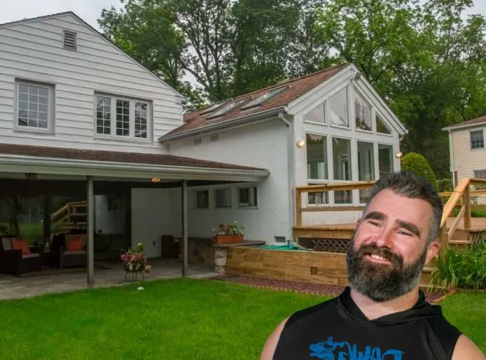 Jason Kelce Age, Net Worth, Height, Career, Family, and Biography