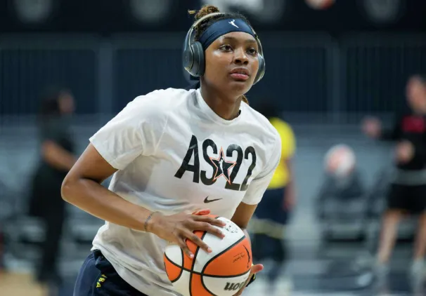 Nalyssa Smith Girlfriend Truth Revealed About Her Love Life (2)