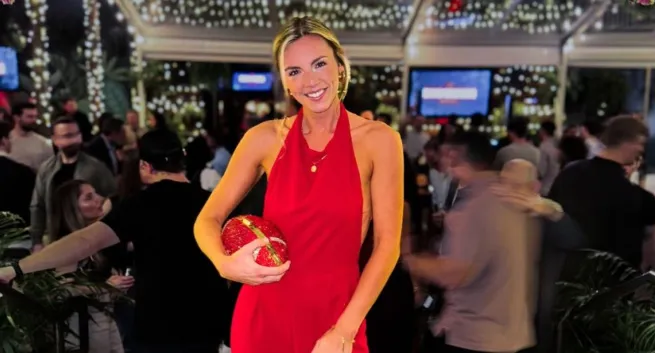 annie agar net worth