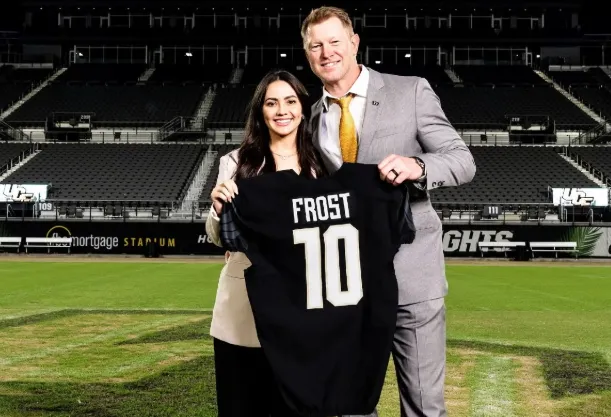 Scott Frost Wife