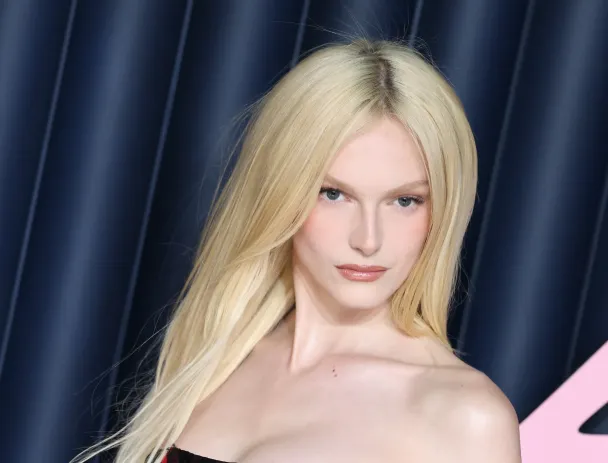 alex consani net worth