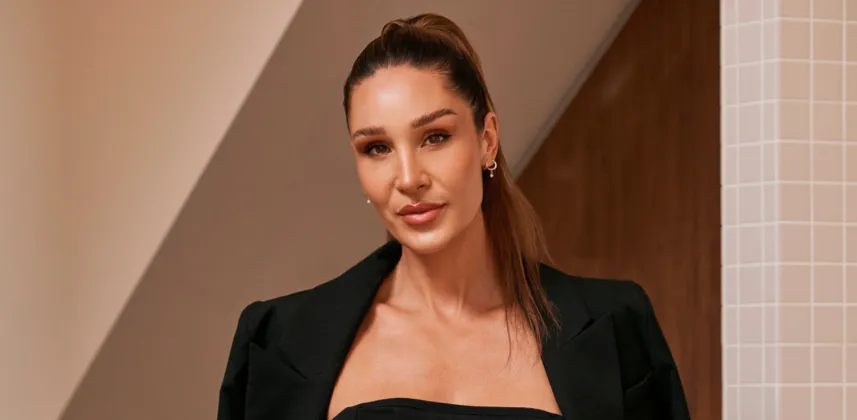 kayla itsines net worth