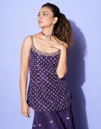kriti kharbanda age