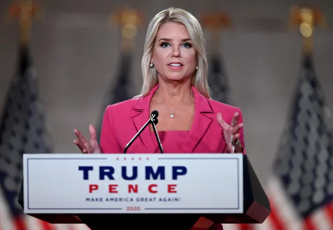 pam bondi age