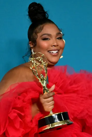 Lizzo Real Name Age, Net Worth, Height, Career, Family, Relationship & Biography