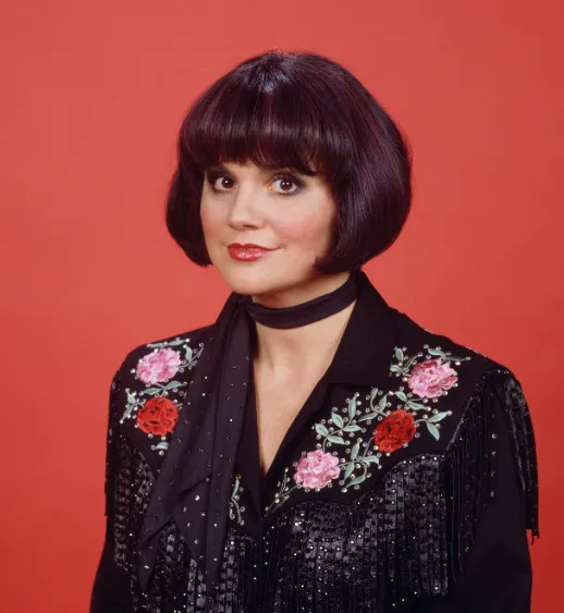 Linda Ronstadt Age, Net Worth, Height, Family, Career, and More (2026 Update)