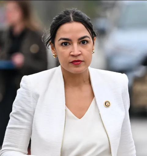 aoc net worth