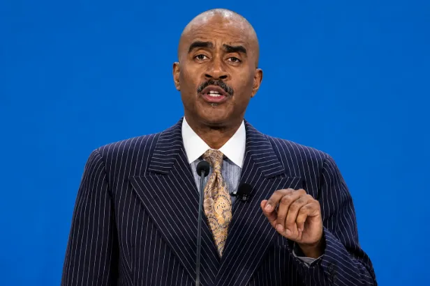 gino jennings net worth