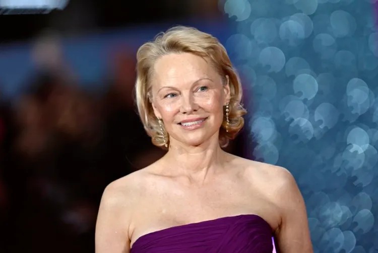 pamela anderson age